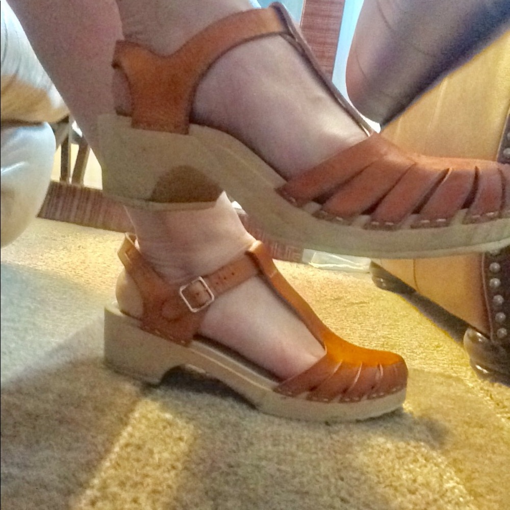 Swedish Hasbeens t-strap clogs